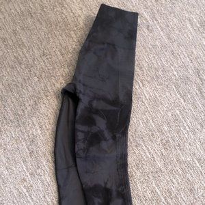 Lululemon women's full length high rise yoga tight